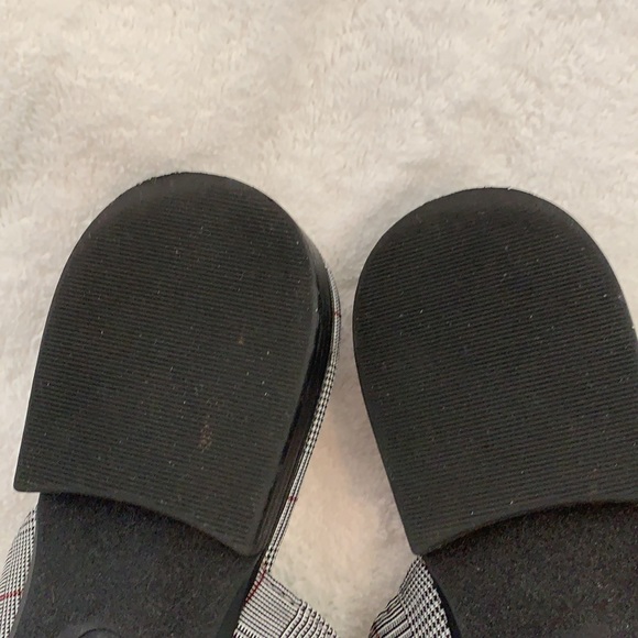 A New Day Remmy Grey Mule. - Picture 11 of 11